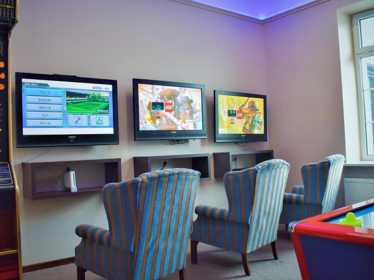 Hotel Senator Konferencje & Spa Стараховице Екстериор снимка